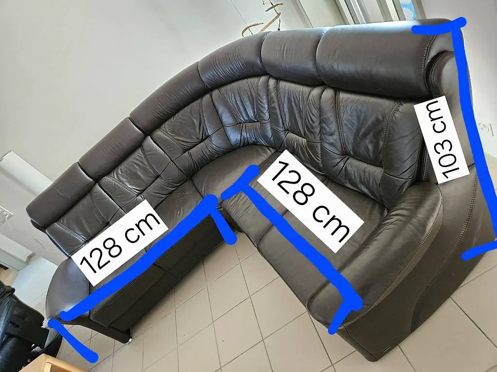 Moorbraunes Echtleder Sofa der Marke Limare