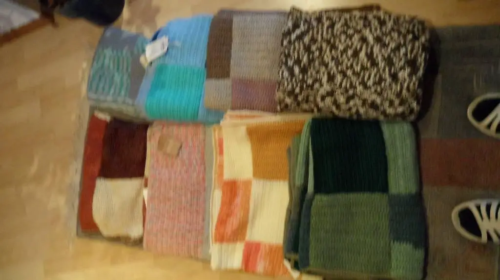 Decken, von Hand gehäkelt, neu