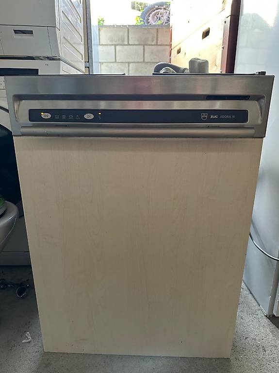 Geschirrspülmaschine V ZUG Adora N