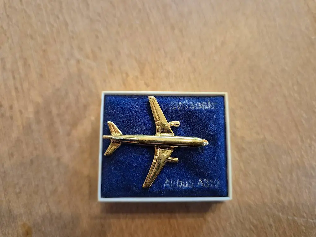 Pin / Anstecker von Swissair Airbus A310