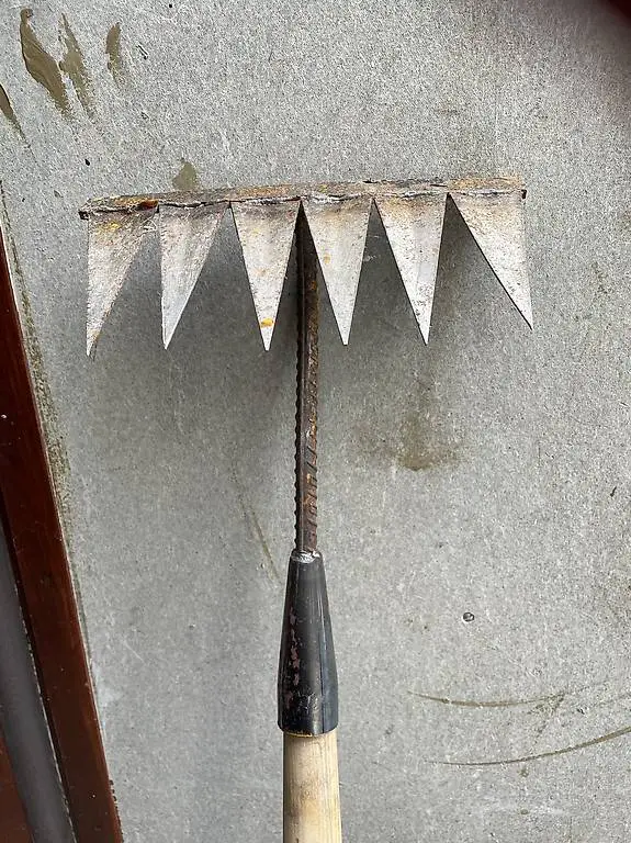 Unkraut Rechen ohne Stiel