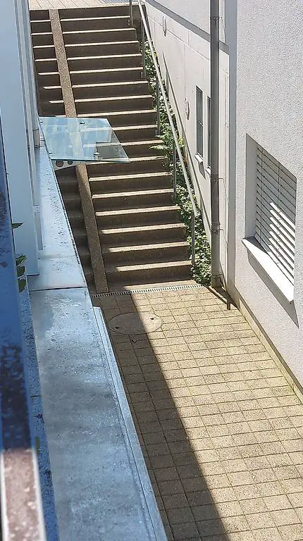 Studio möbiliert zu vermieten