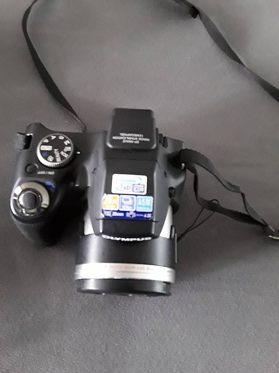 Olympus SP. 590 UZ