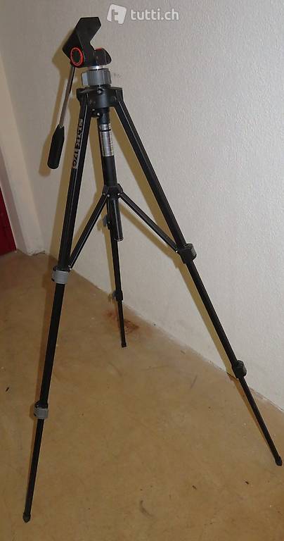 Stativ SLIK 17G abzugeben
