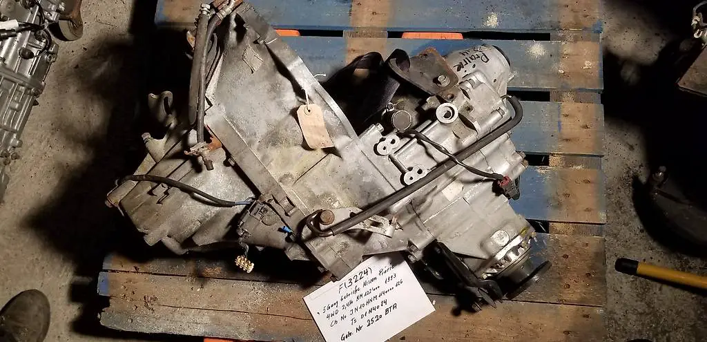 Getriebe/Betriebsanleitungen Nissan gebraucht