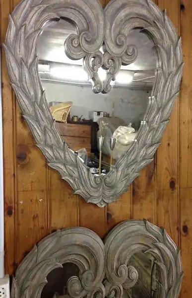 Neue herzförmige Spiegel