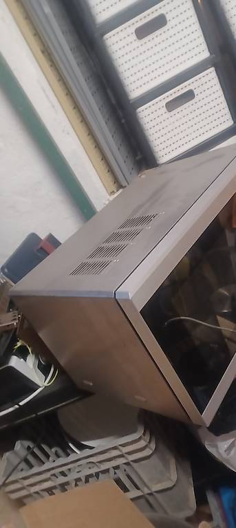 Four professionnel et micro ondes en innox