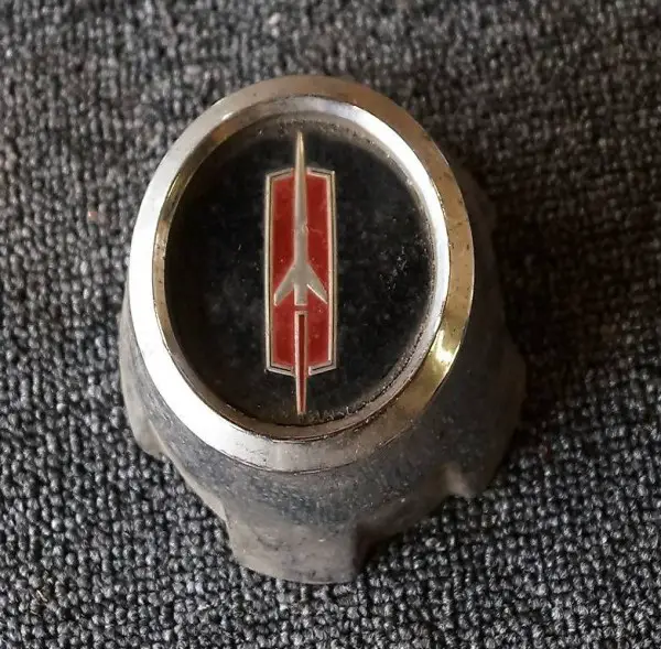 Oldsmobile Nabendeckel Center Cap Radnabendeckel