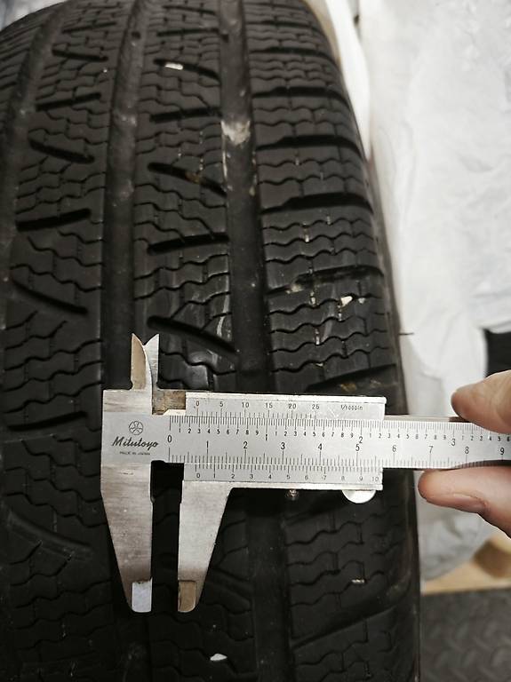 4 St Winterreifen Pirelli Carrier 225/75 R16C