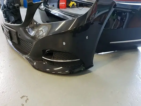  E Klasse Komplett Neuware ausgebaut AMG LINE STOSSTANGE