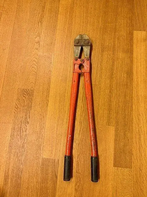 Bolzenschneider 77cm