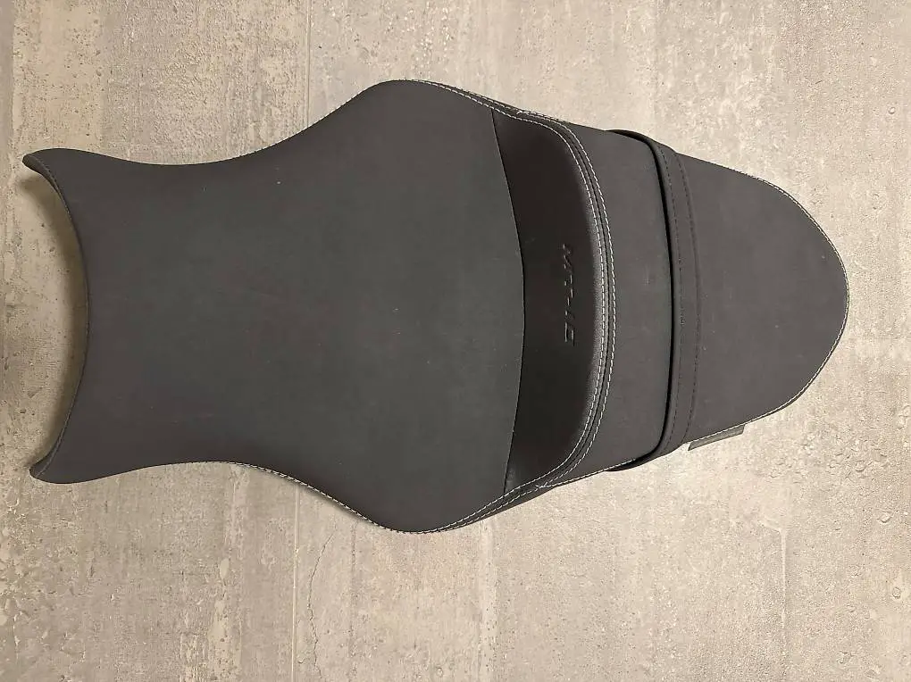 Original Yamaha Komfortsattel MT10