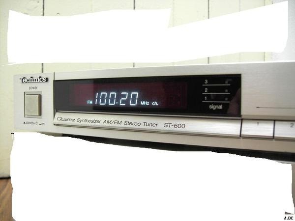 Tuner - Technics ST 600 L silber vintage - Quartz Synthesizer