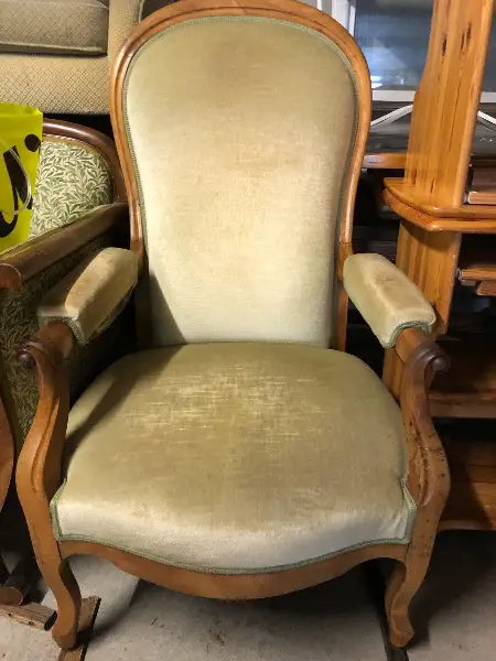 2 Biedermeier- Sessel zu verkaufen