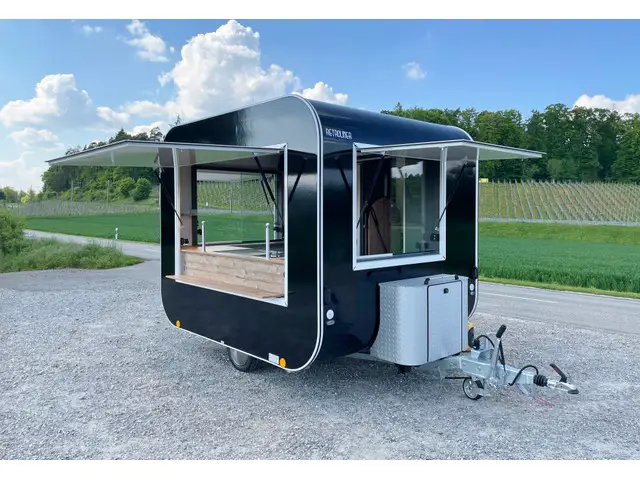 GAMO, Retroliner 290 Grill & Fry, Verkaufswagen