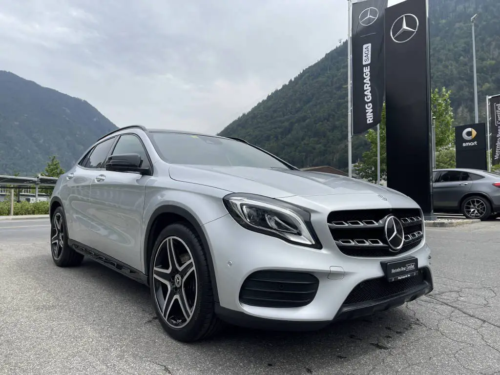 mercedes-benz gla 250 4matic swiss star