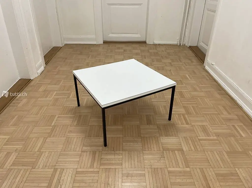 Schlichter 60er Couchtisch quadratisch Salontisch vintage