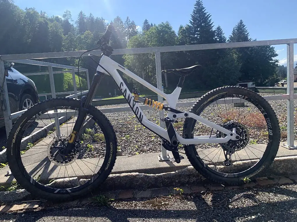 Canyon Torque CF Fabio Wibmer / Grösse S