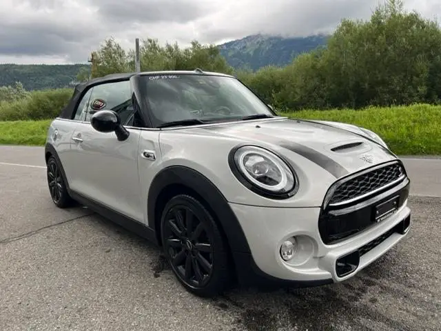 MINI Cabrio F57 2.0i Cooper S