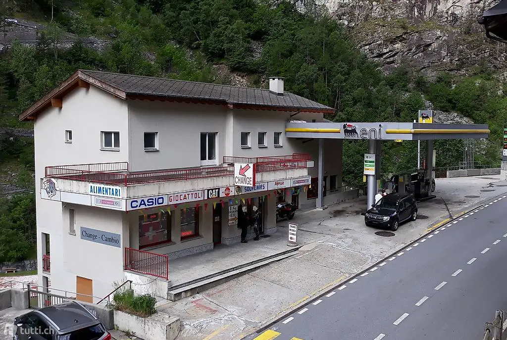 Tankstelle + Geschäft + Wohnung + Firma Gondo (VS)