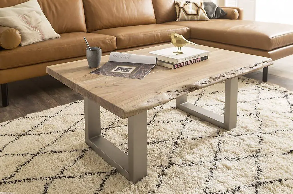 Salontisch Akazie Natur mit Baumkante und Kufen