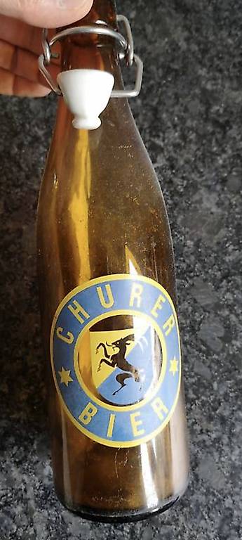 Churer Bierflasche mit Bügel, Calanda Bier, Flasche Calanda