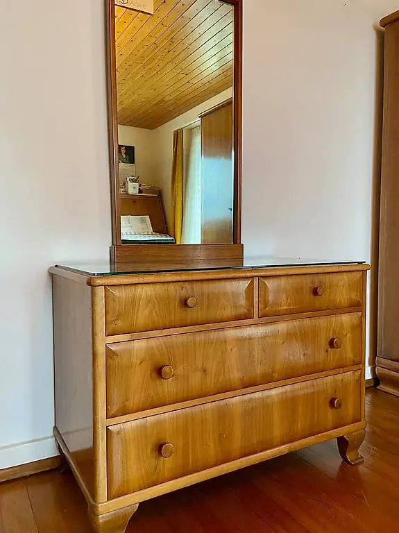 Möbel-Set Nussbaum, Massivholz, zu verkaufen