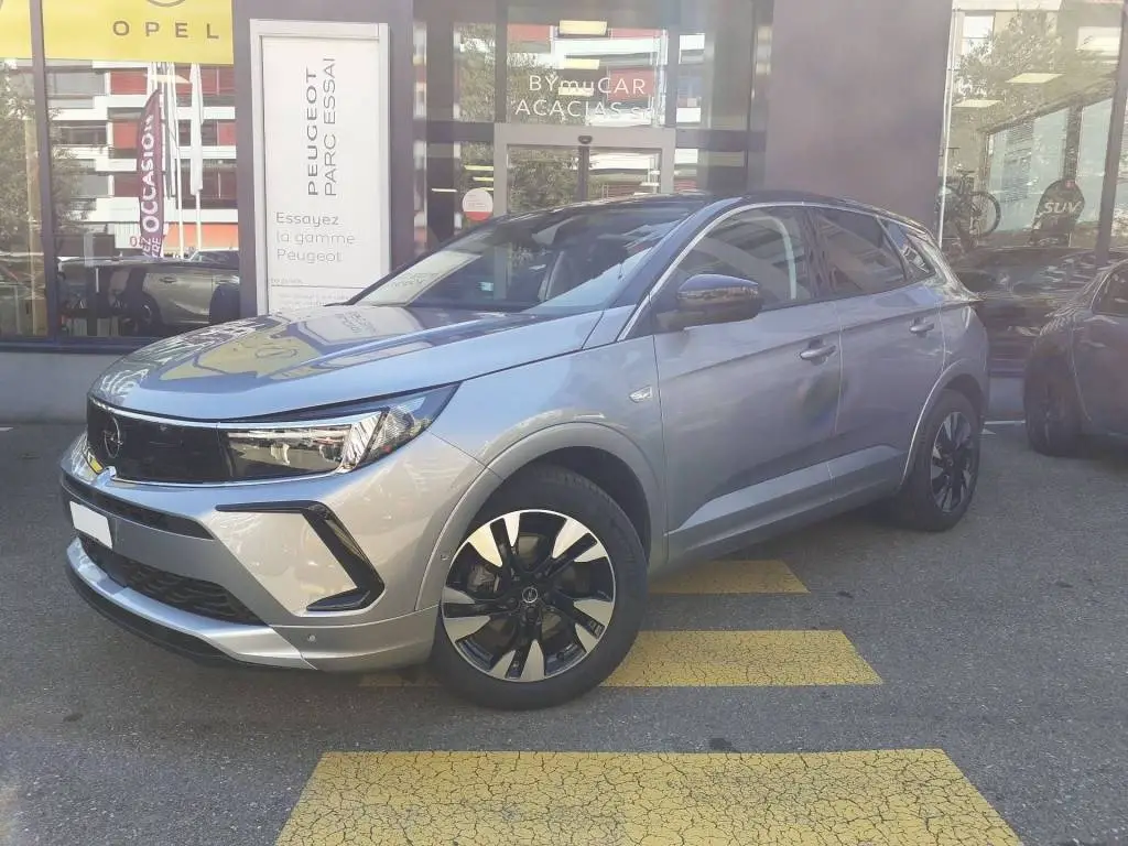 OPEL Grandland 1.2i TP Elegance Automatik Contact 021 923 09 02