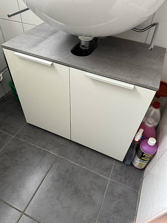 Waschbeckenunterschrank
