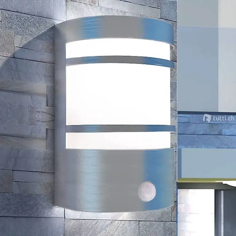  Aussenwandlampe mit Sensor Edelstahl