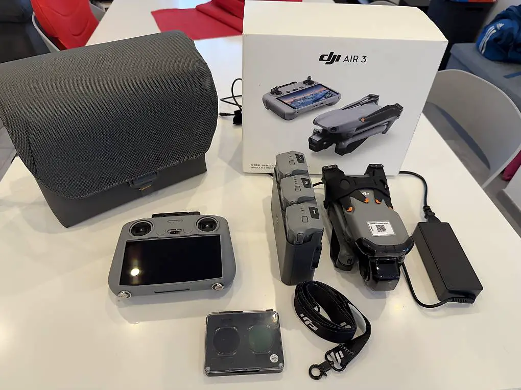 Dji air 3 combo