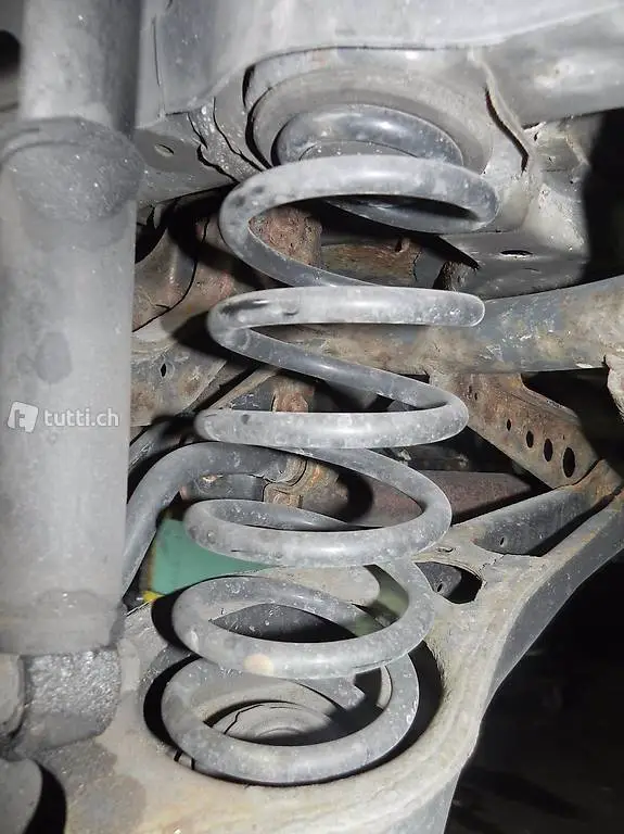  Schraubenfeder hinten rechts VW Touran 1.9TDI JG04