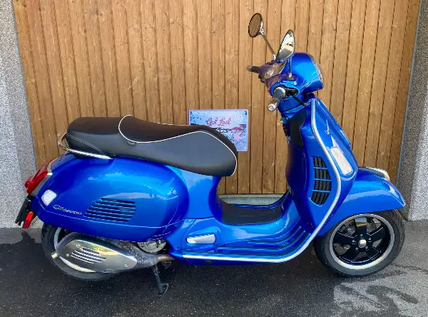Piaggo Vespa GTS Supper 300 ab MFK