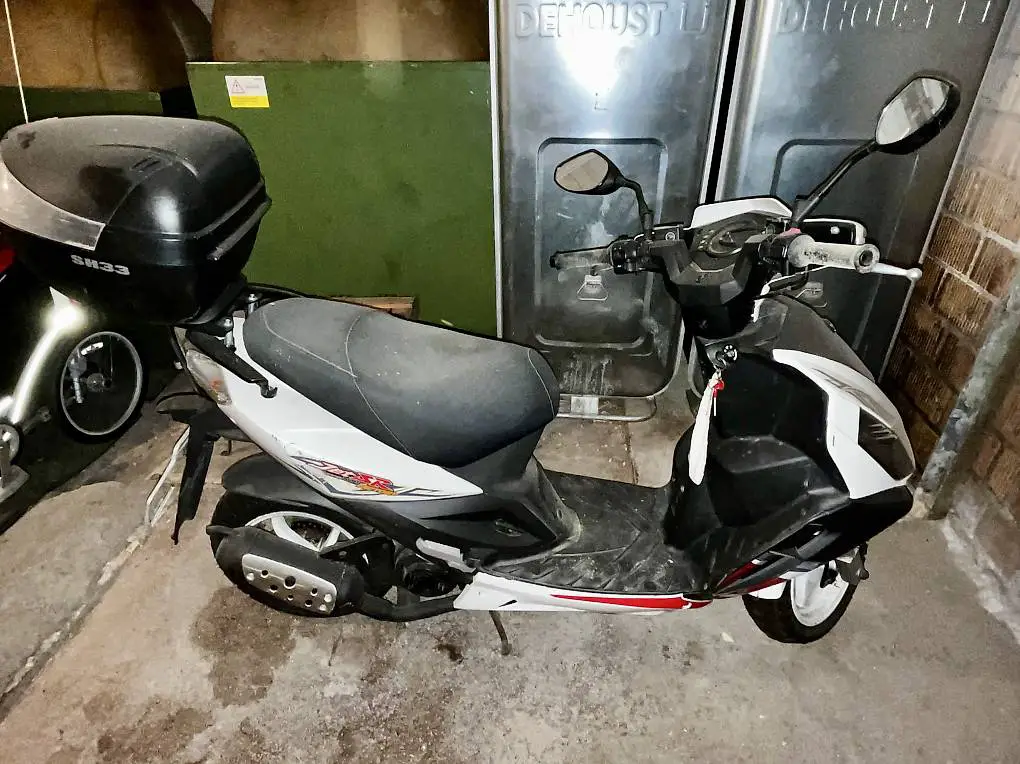 Roller Sym Jet Sport X - nicht eingelöst, revisionsvedürftig