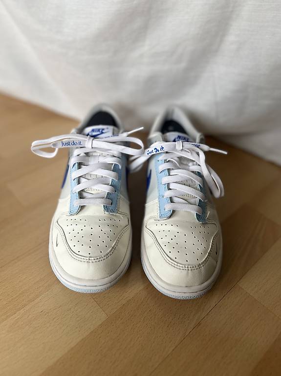 Nike Dunk Hyper royal