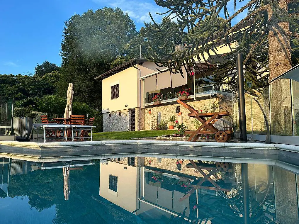 Villa a Villa Luganese vista Lago piscina e ascensore