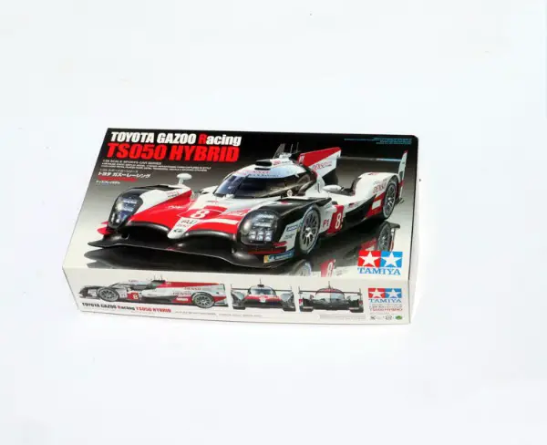 Toyota Gazoo Racing TS050 Hybrid 1:24 von Tamiya