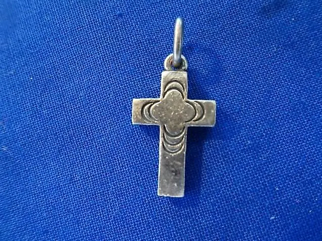 Anhänger KREUZ mit Öse, 2x1,5cm, Metall. Nostalgisch