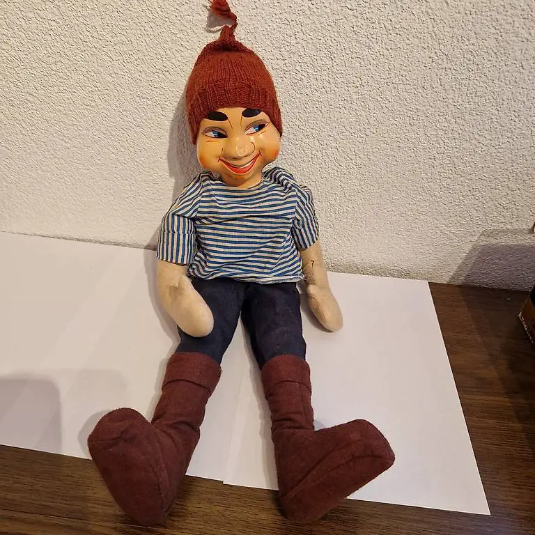 Alte Stoffpuppe - ein Stück Nostalgie