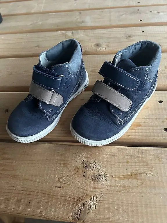 Freizeitschuhe Lasocki Gr. 23