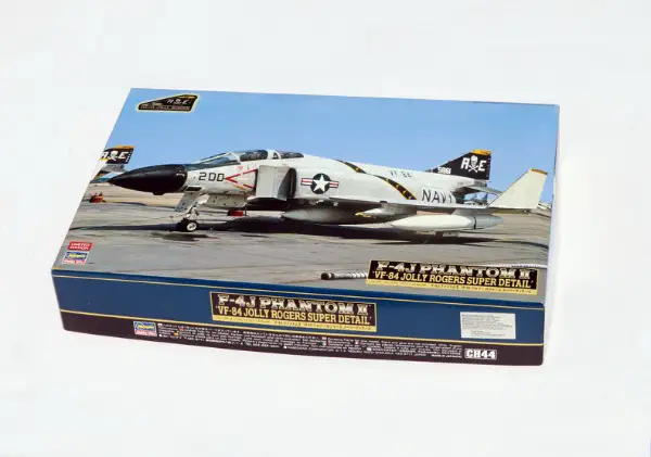 F-4J Phantom II VF-84 Jolly Rogers Super Detail 1:48