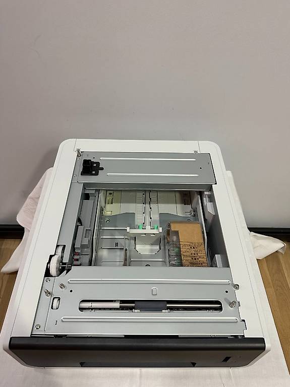 Papierkassette Brother LT-300CL