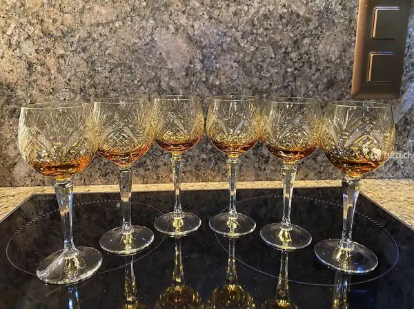 Romains en cristal-taillé à la main