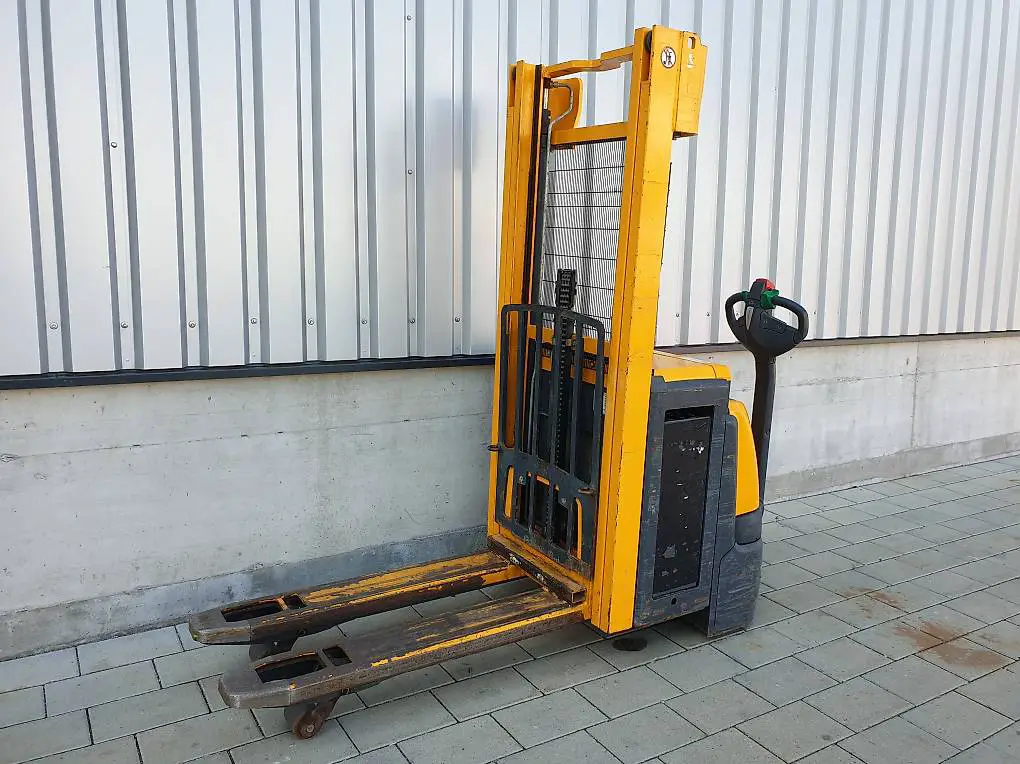 Stapler Jungheinrich EJC 212 Freihub Basishub Hub 290cm