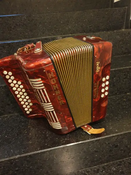 Nostalgie Handorgel, ein 50 Jährige OLDTIMER