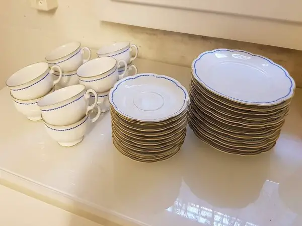 Hutschenreuther Abt. Paul Müller Tee-Service 33 Teilig