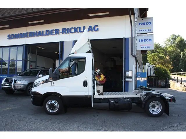 IVECO, 50C21 Automat, Sattelkupplung