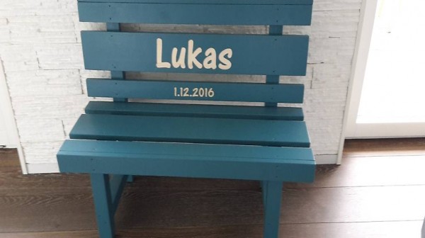 Kindersitzbänkli / Garderobe