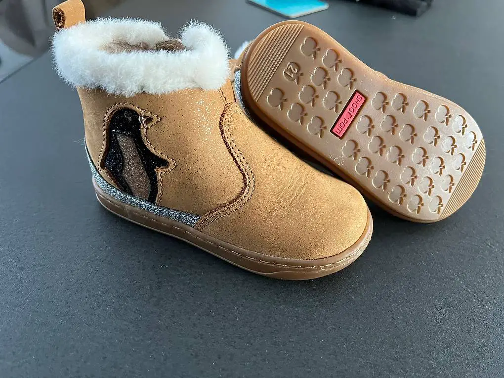 NEUE Shoo Pom Schuhe Gr. 21