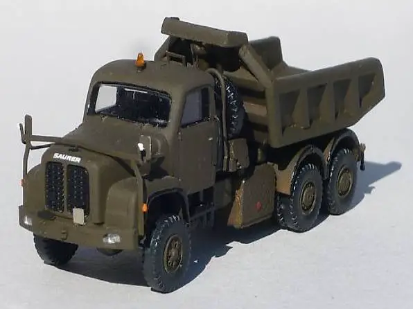 SAURER D330 N SWISS ARMY 1979 DUNKELGRÜN 1:50 TEK